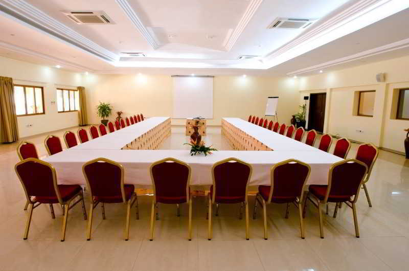 Dunia Hotel Μπισσάου Εξωτερικό φωτογραφία