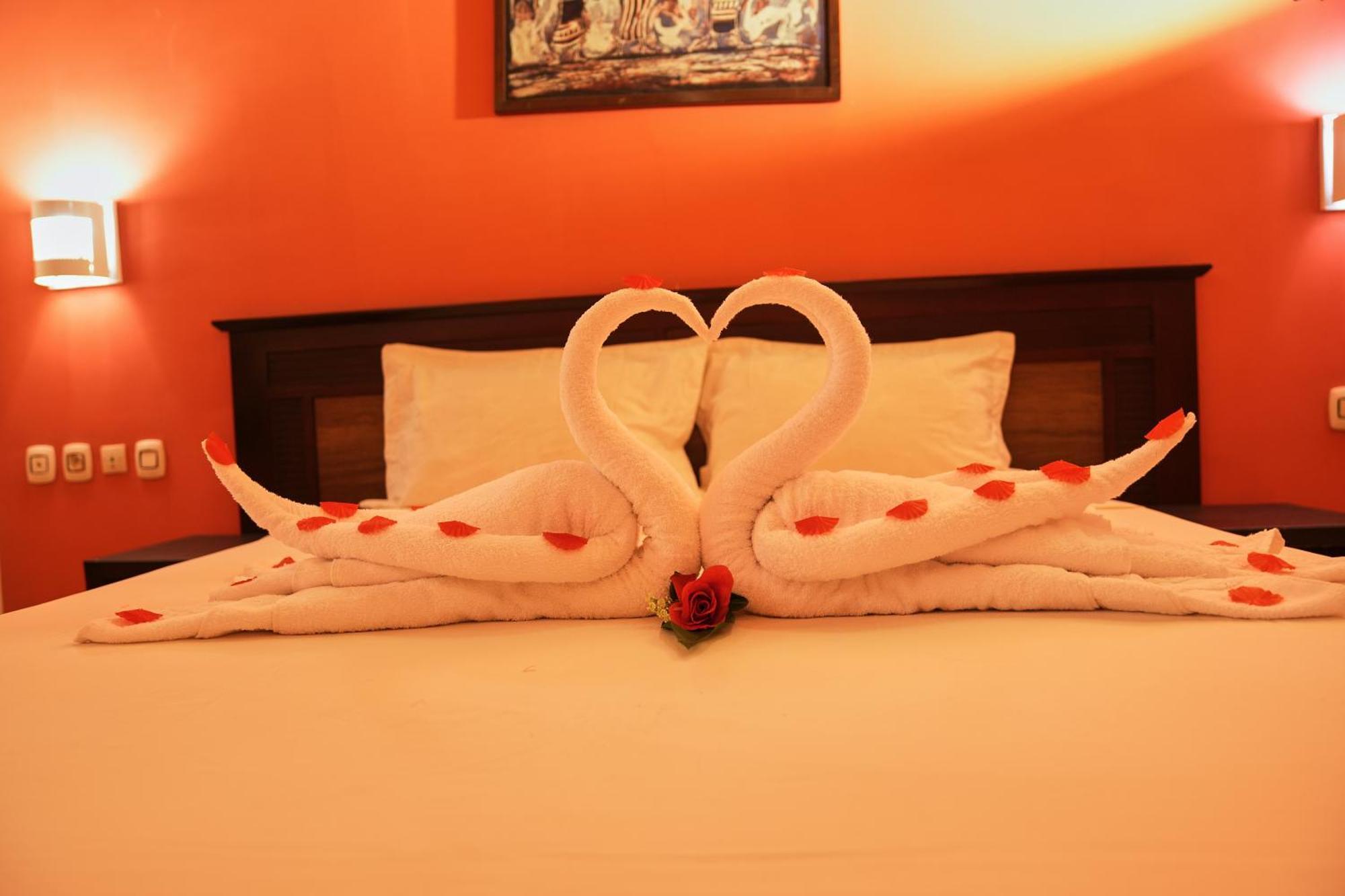 Dunia Hotel Μπισσάου Εξωτερικό φωτογραφία
